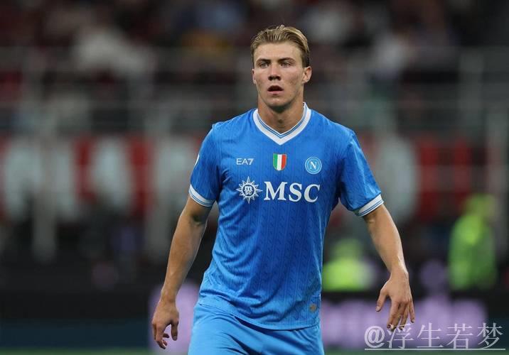 那不勒斯2-1力克尤文图斯，霍伊伦梅开二度伊尔迪兹建功