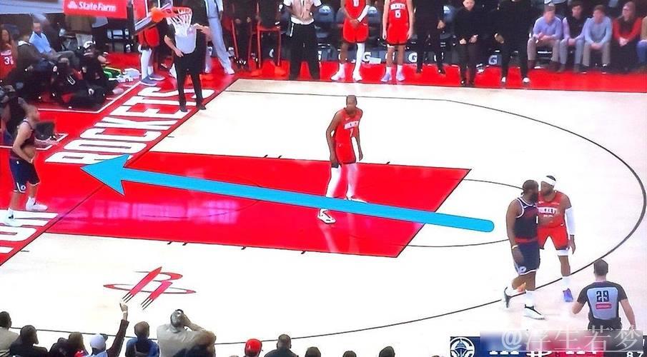 快船关键时刻频频失守,低级失误成隐忧 快船关键时刻频频失守,低级失误成隐忧